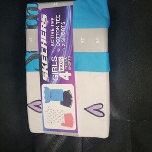 Skechers Girls 4 pack short set